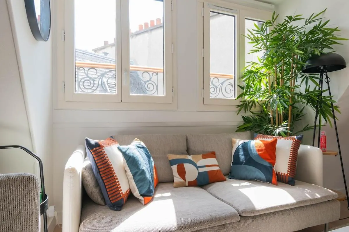 1 Min Opera - Ac - Authentic Parisian Experience Apartment 0*, Paris